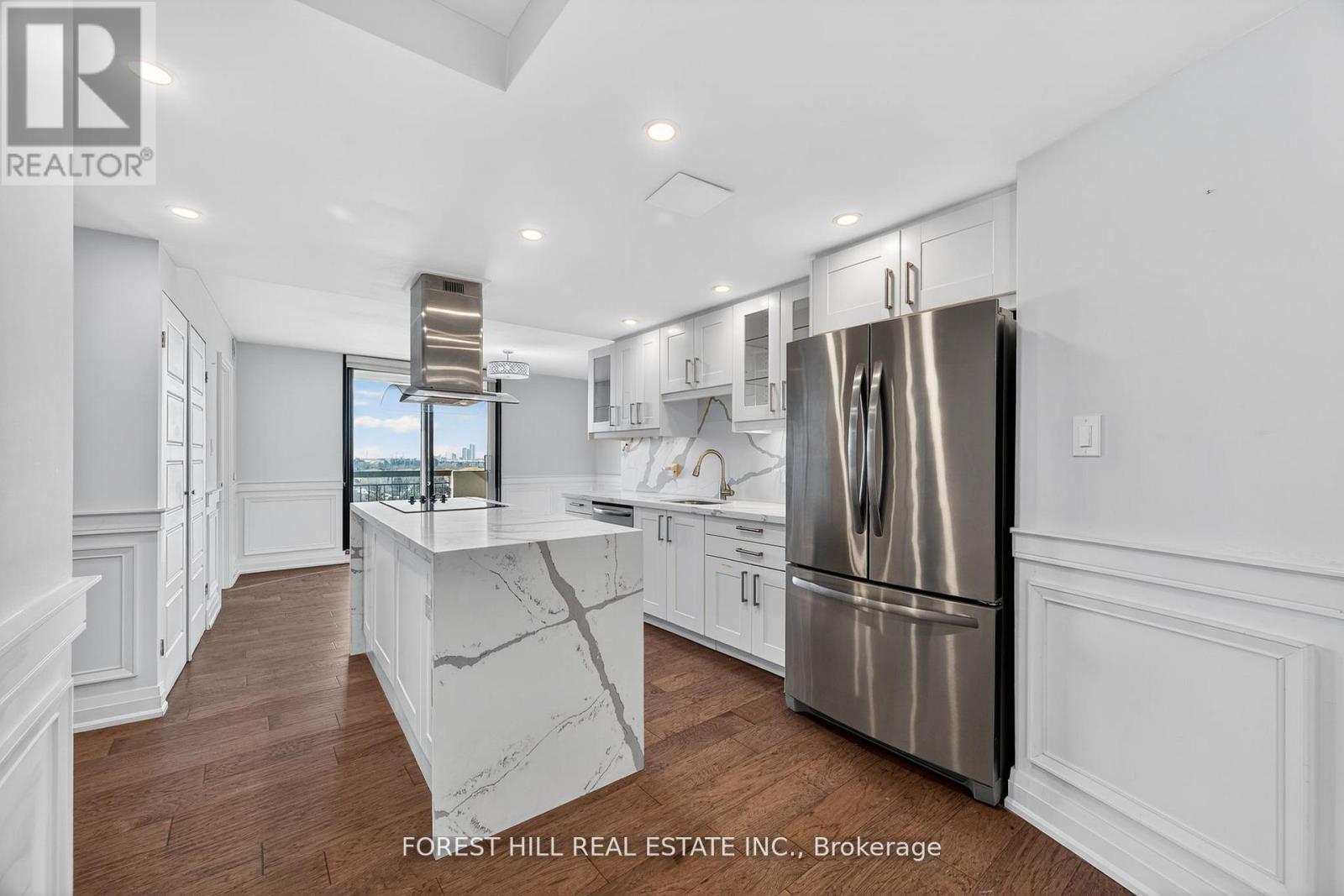 1002 - 1201 STEELES AVENUE W