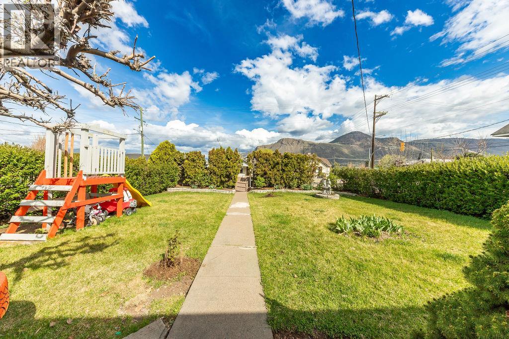 867 COLUMBIA Street - 5