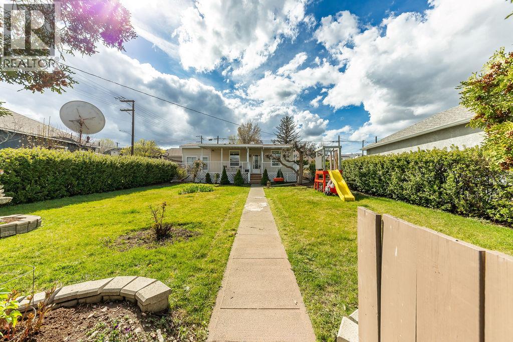 867 COLUMBIA Street - Image 2