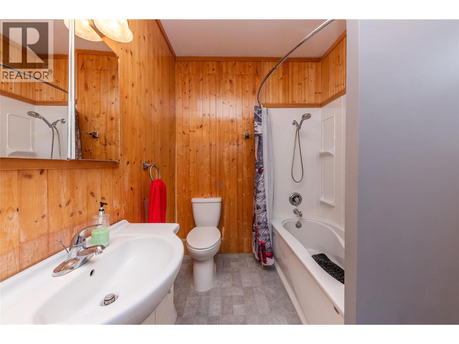 867 COLUMBIA Street - 32