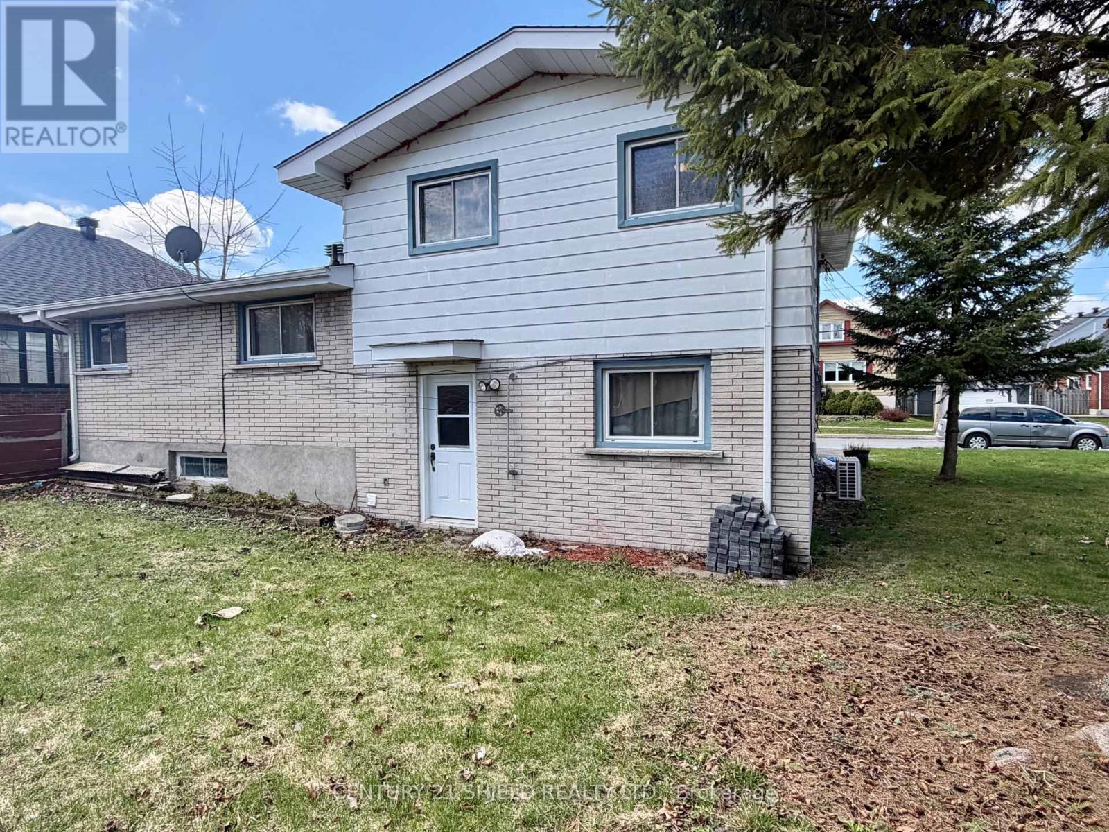 216 BALDWIN AVENUE — photo 13