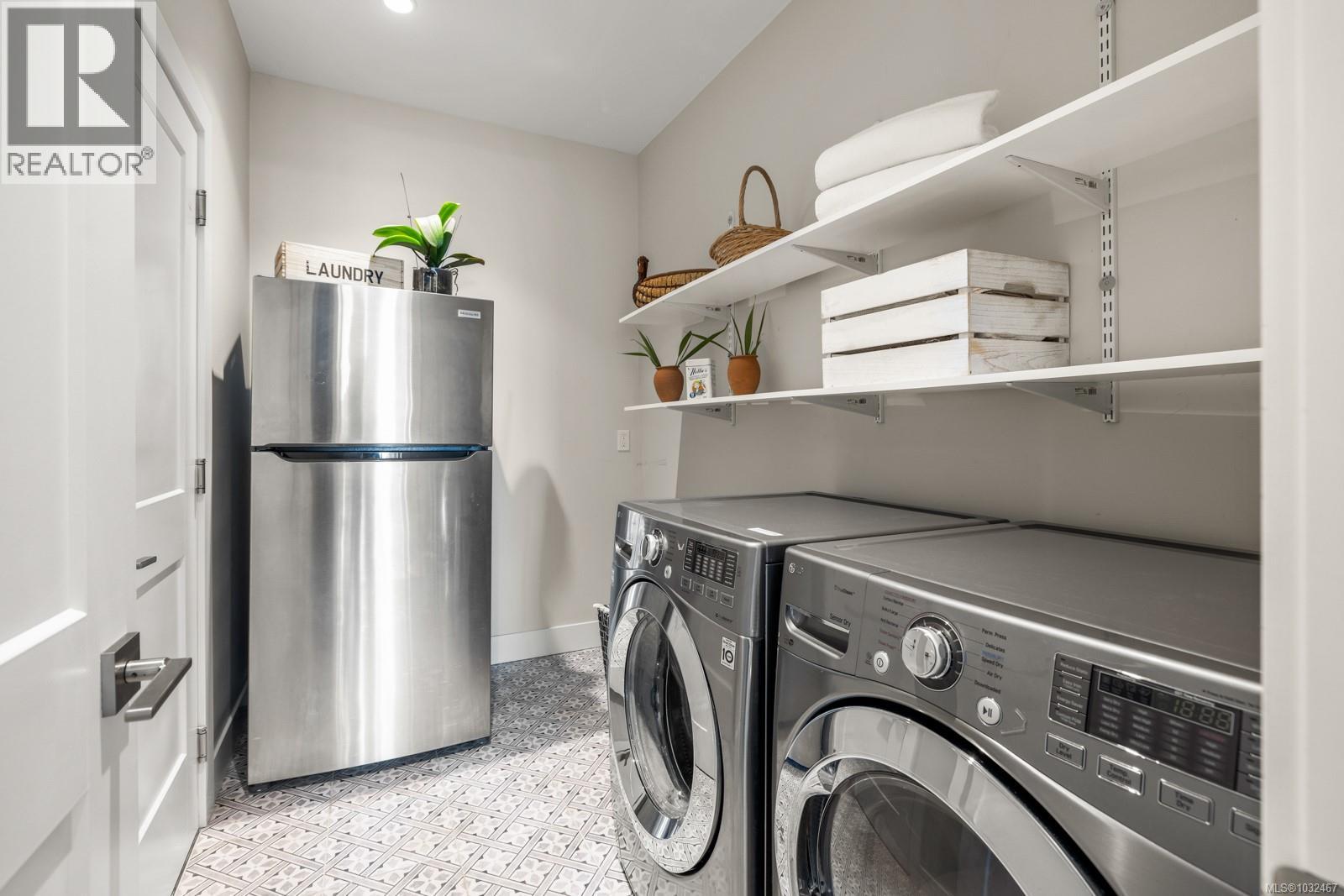  7235 Spar Tree Way, Sooke