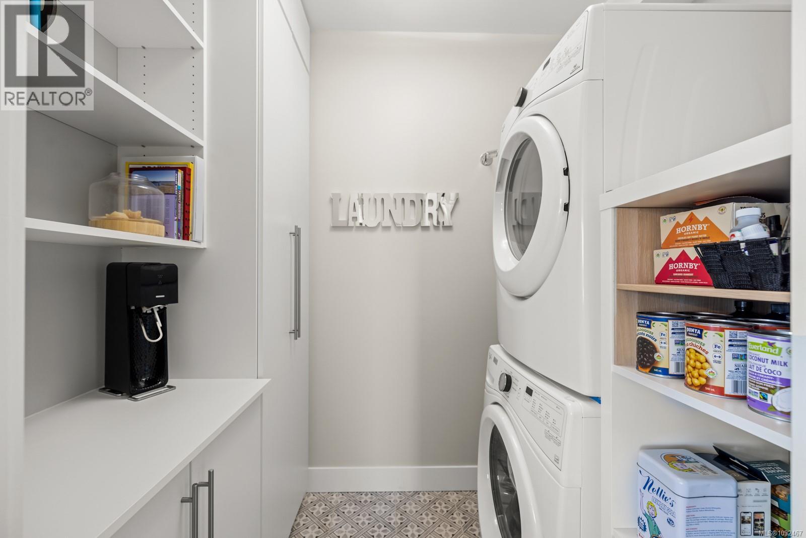  7235 Spar Tree Way, Sooke