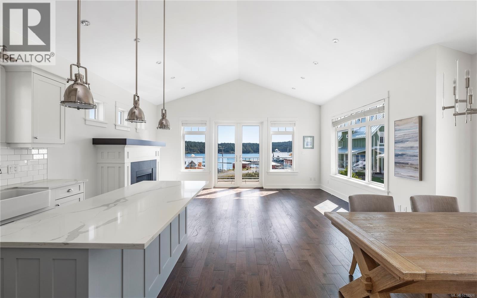 133 Hilltop Cres - 4