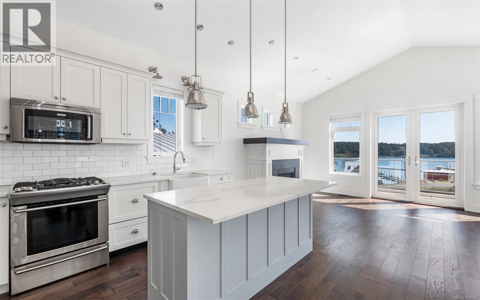133 Hilltop Cres - 41