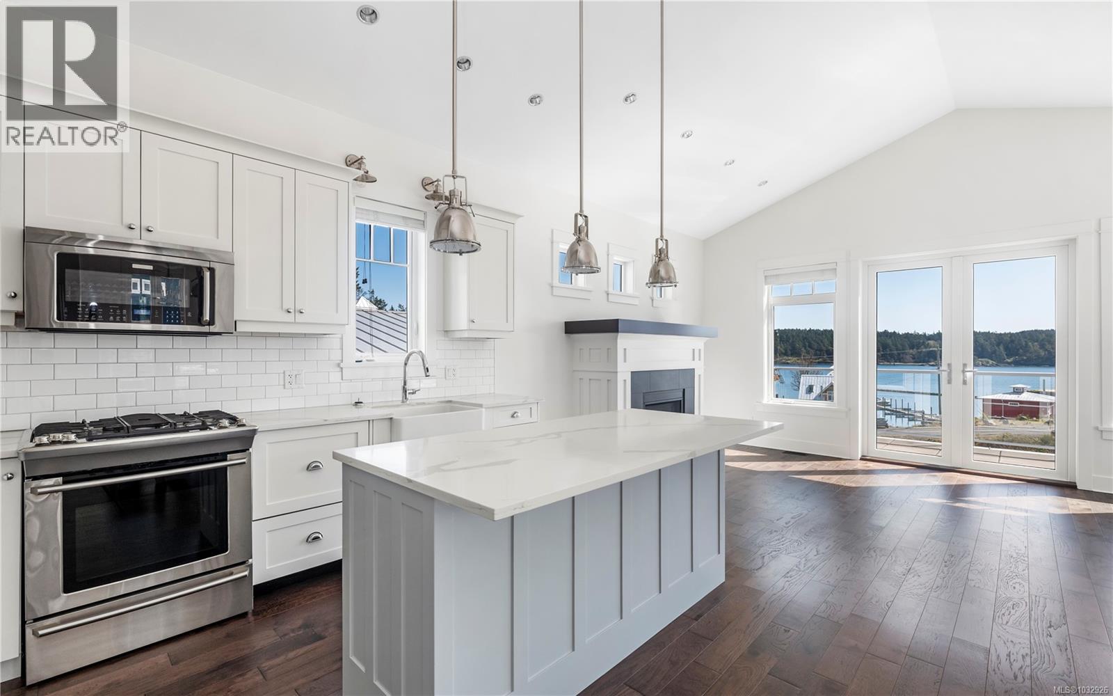 133 Hilltop Cres - 5