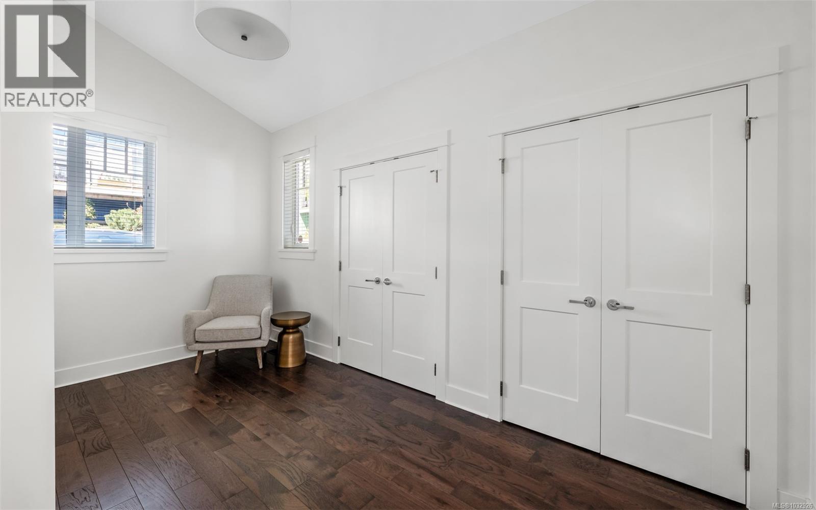 133 Hilltop Cres - 55