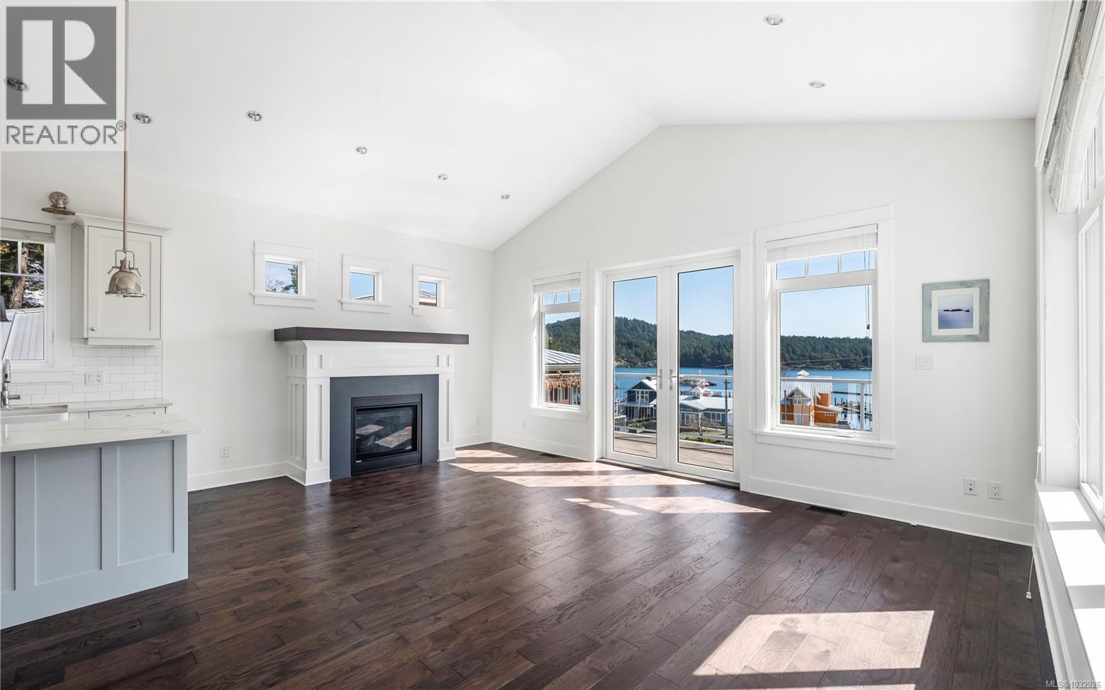 133 Hilltop Cres - 8