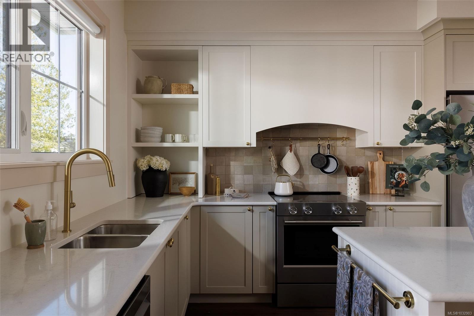  3522 Greystone Close, Langford