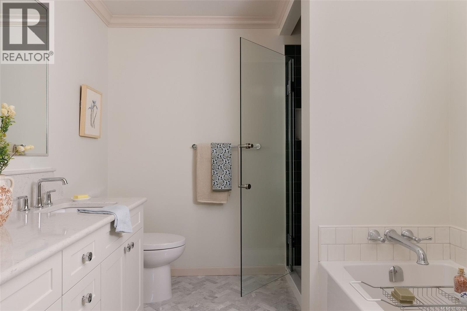  3522 Greystone Close, Langford