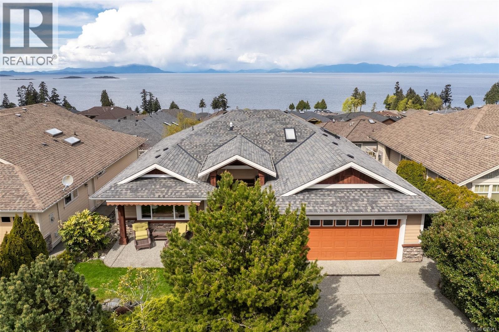 6480 Wedgewood Pl - Image 2