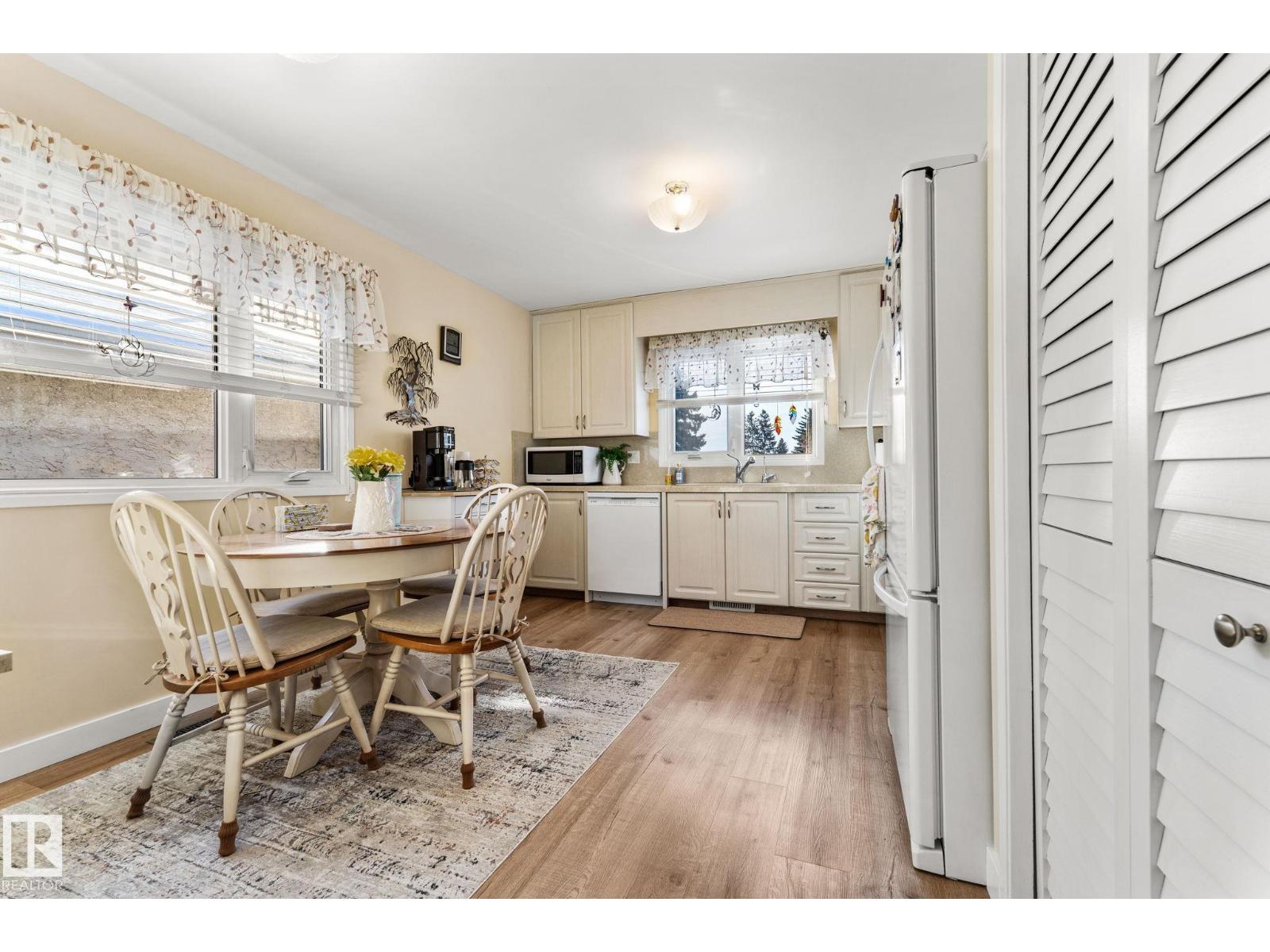 8214 93 AV, Fort Saskatchewan