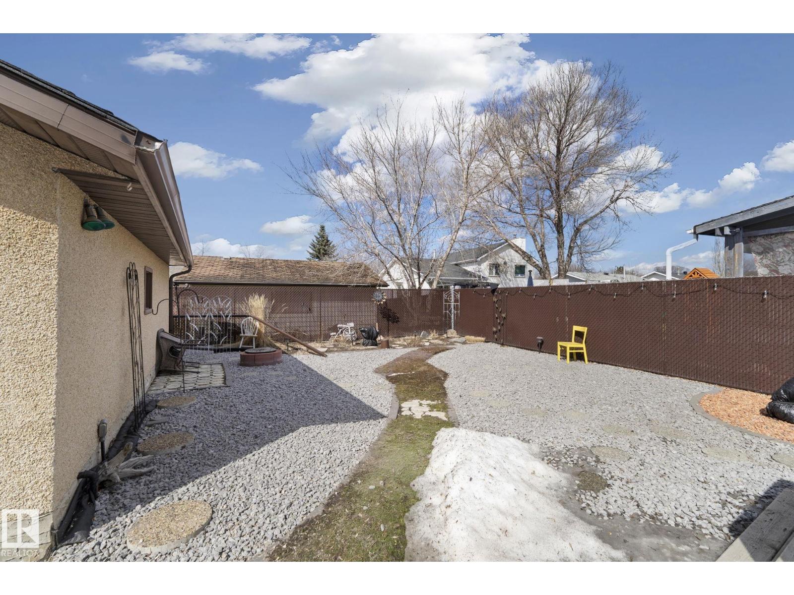 8214 93 AV, Fort Saskatchewan