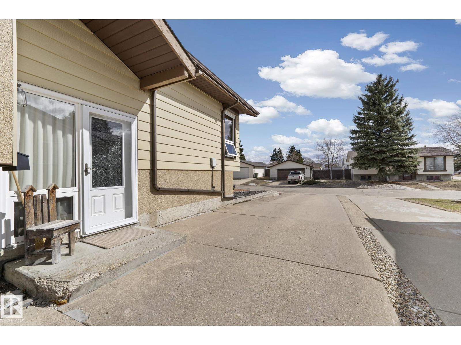 8214 93 AV, Fort Saskatchewan