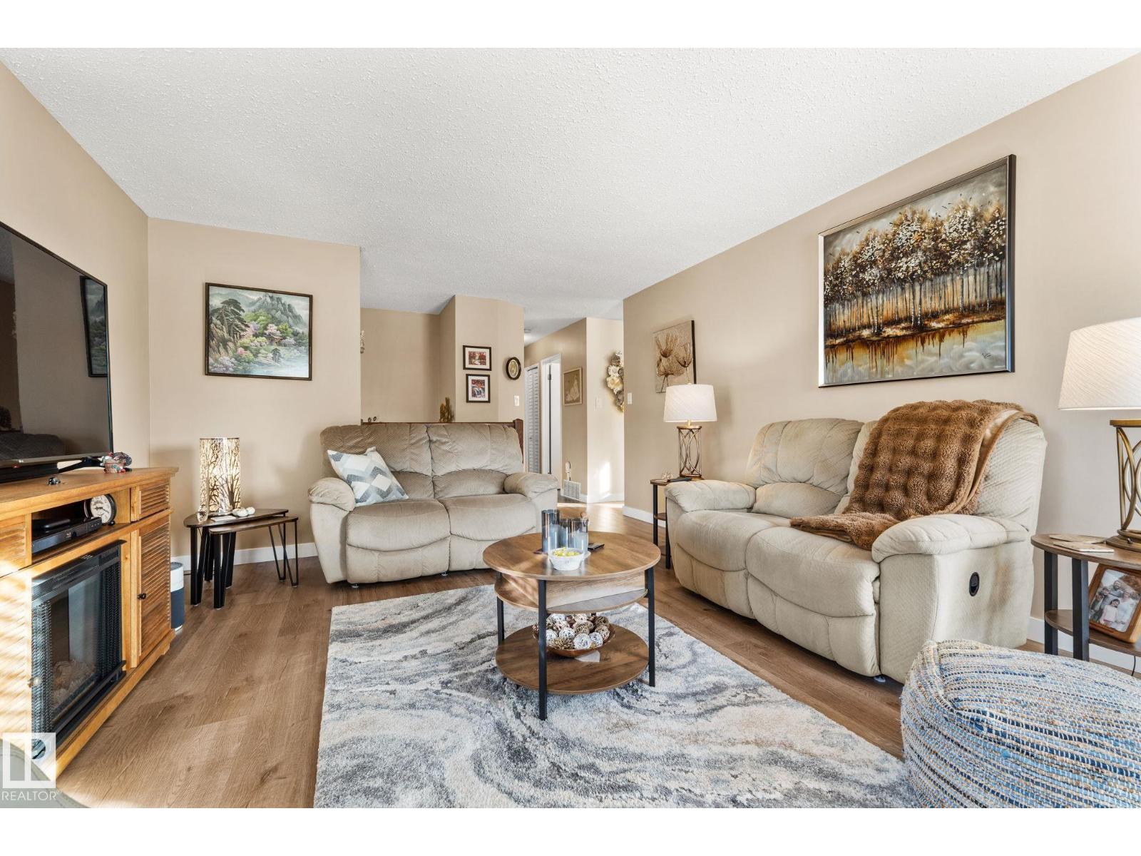 8214 93 AV, Fort Saskatchewan