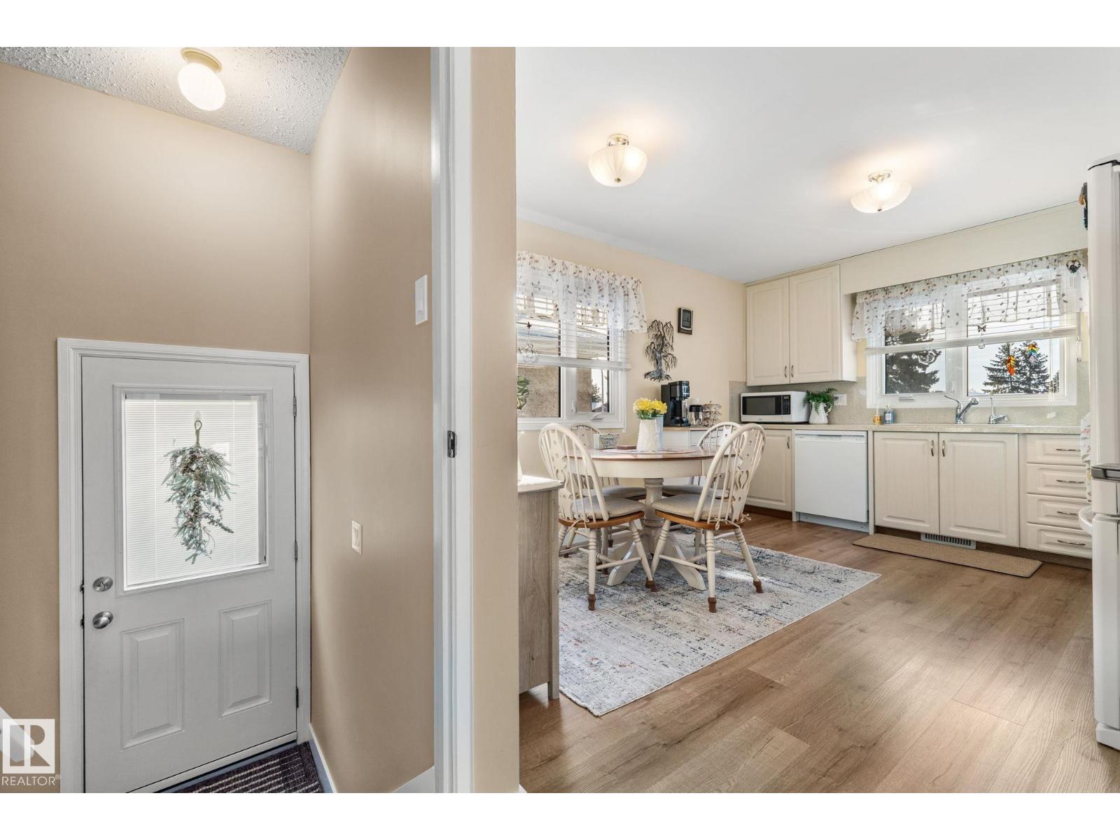 8214 93 AV, Fort Saskatchewan