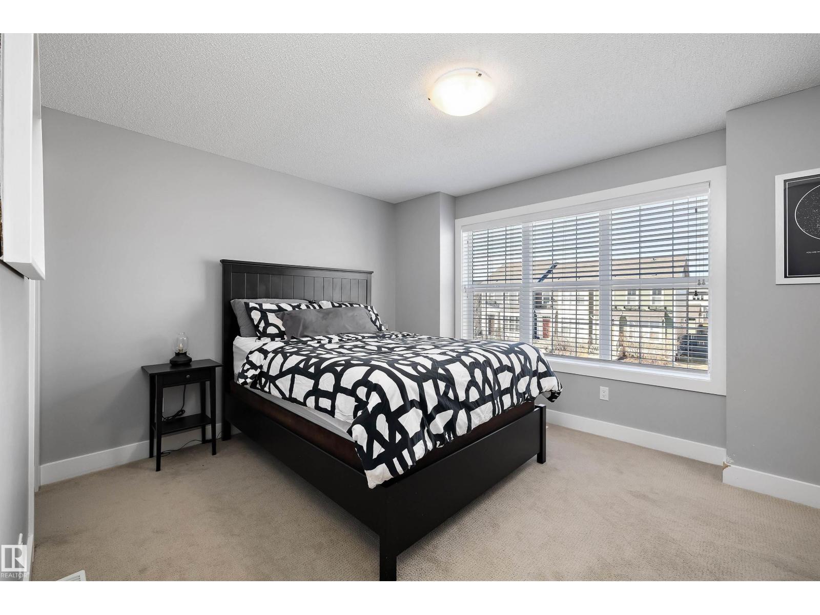 2107 24 ST NW, Edmonton