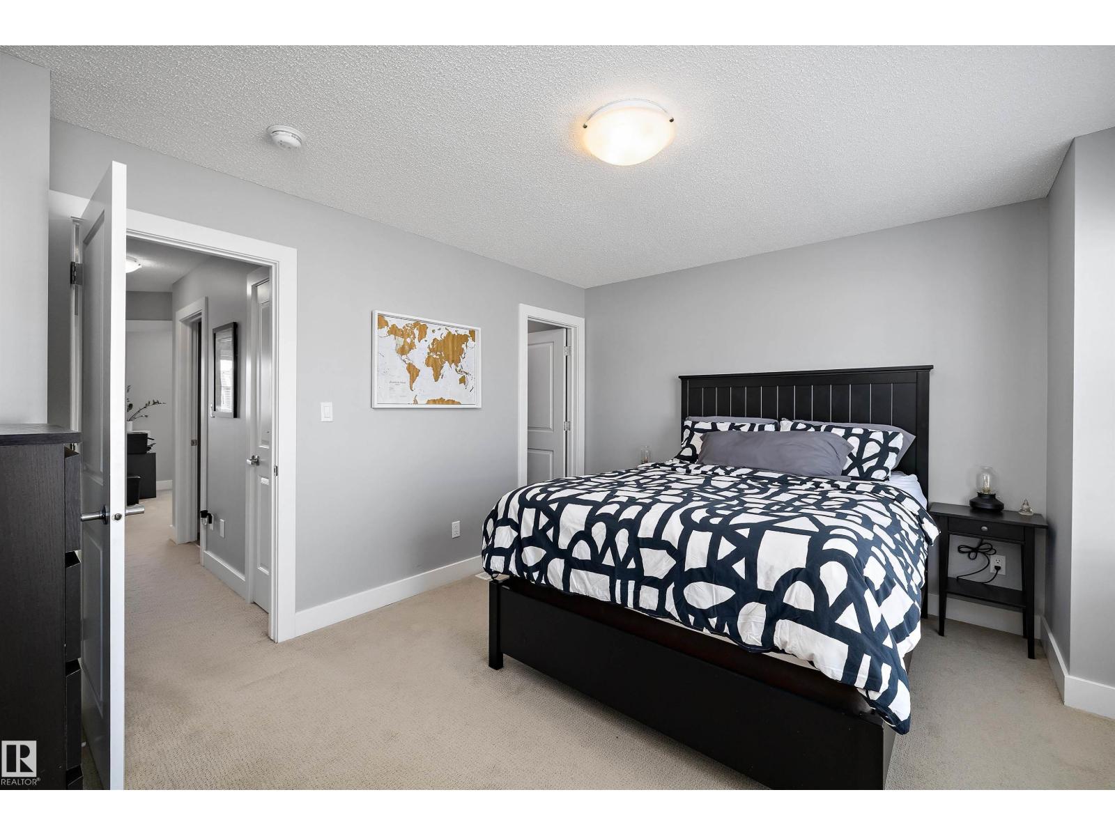 2107 24 ST NW, Edmonton