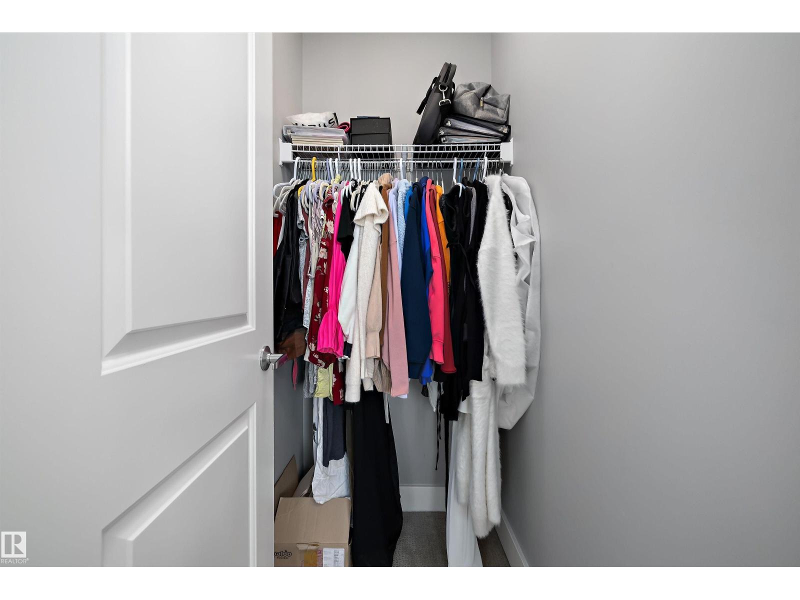 2107 24 ST NW, Edmonton