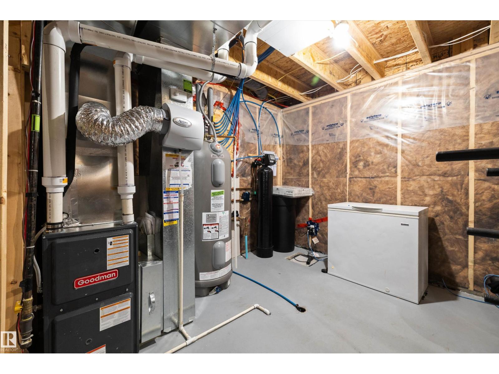 2107 24 ST NW, Edmonton