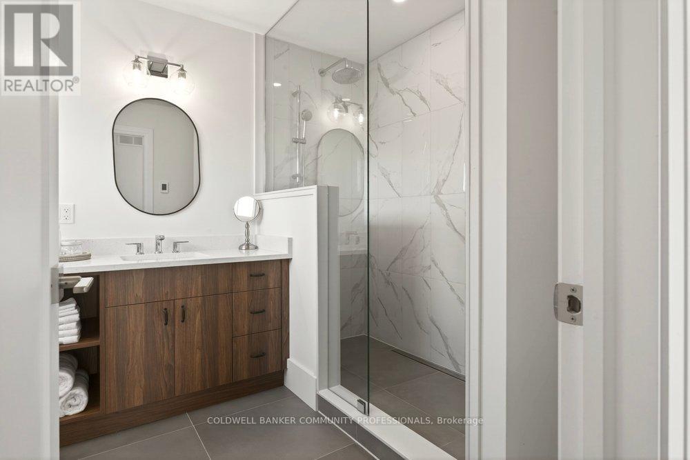 128 CANADA STREET — photo 28