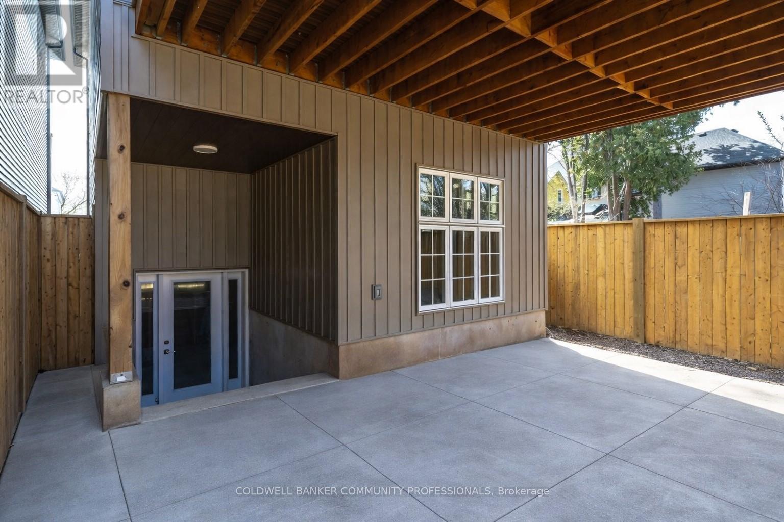 128 CANADA STREET — photo 39