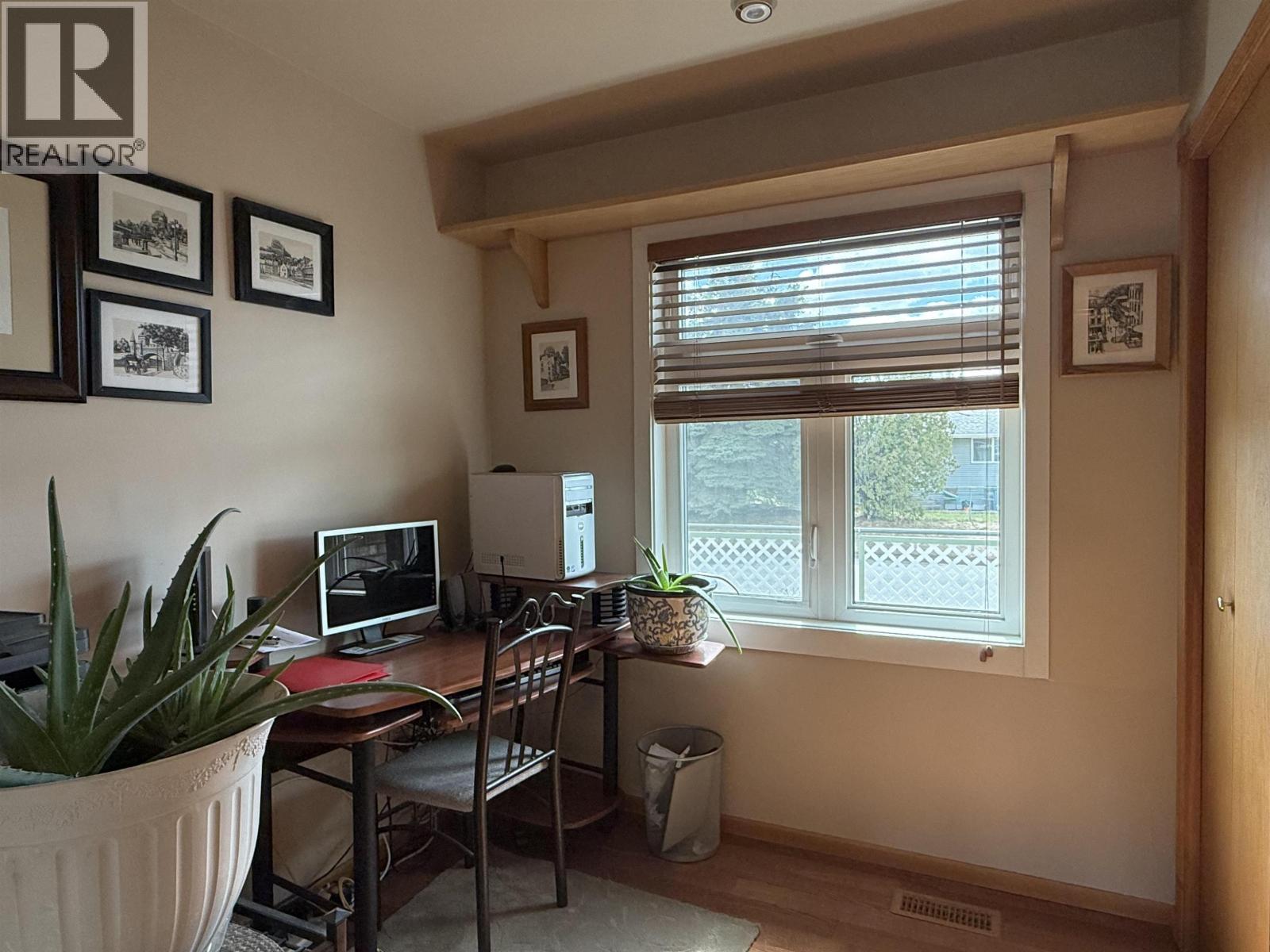 785 IRWIN STREET - 22