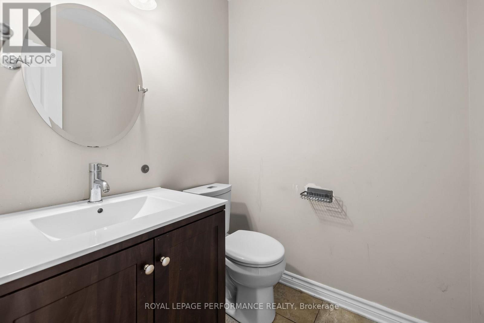 54 LAPOINTE BOULEVARD - 35