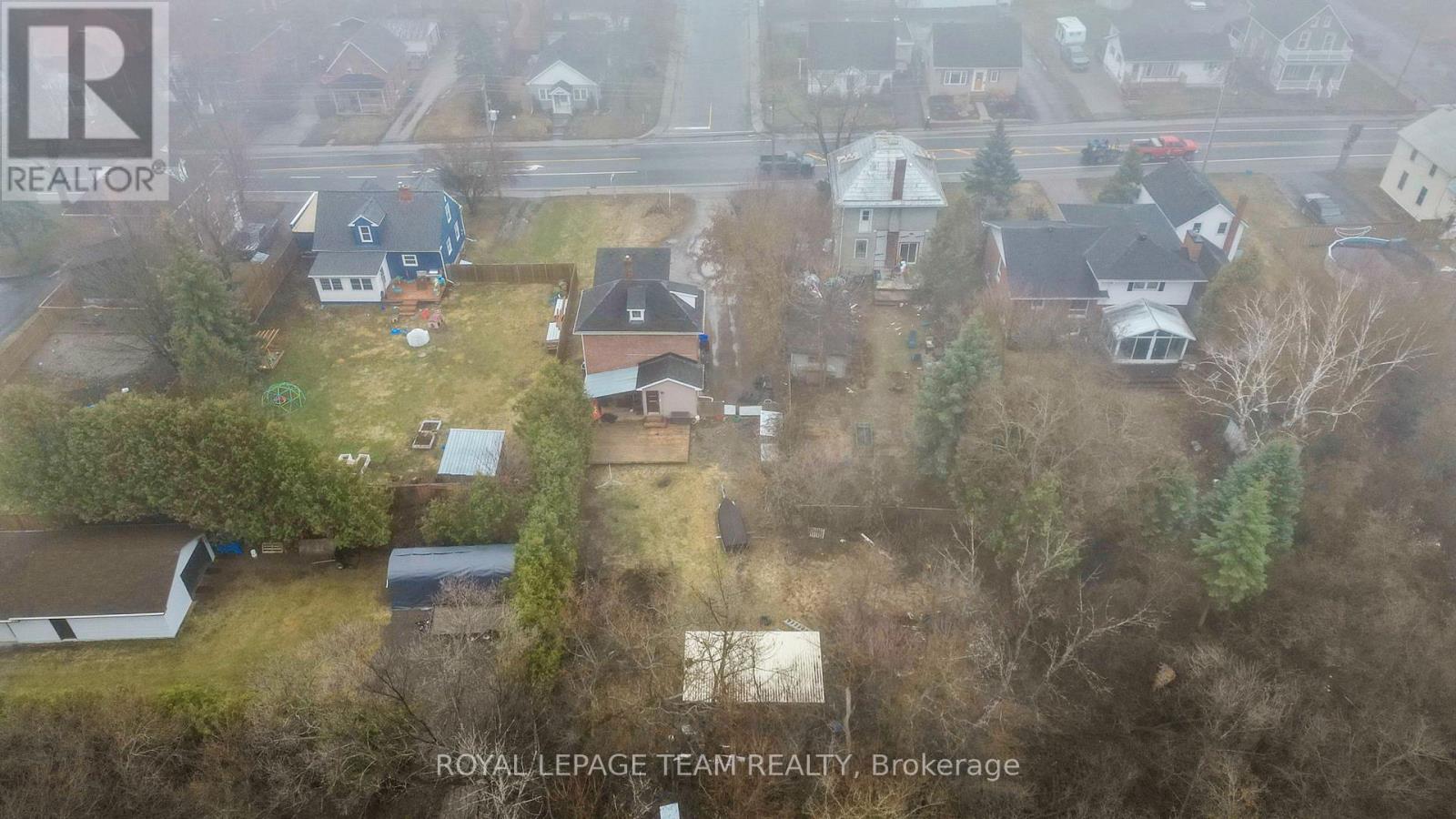 47 DANIEL STREET S - 12