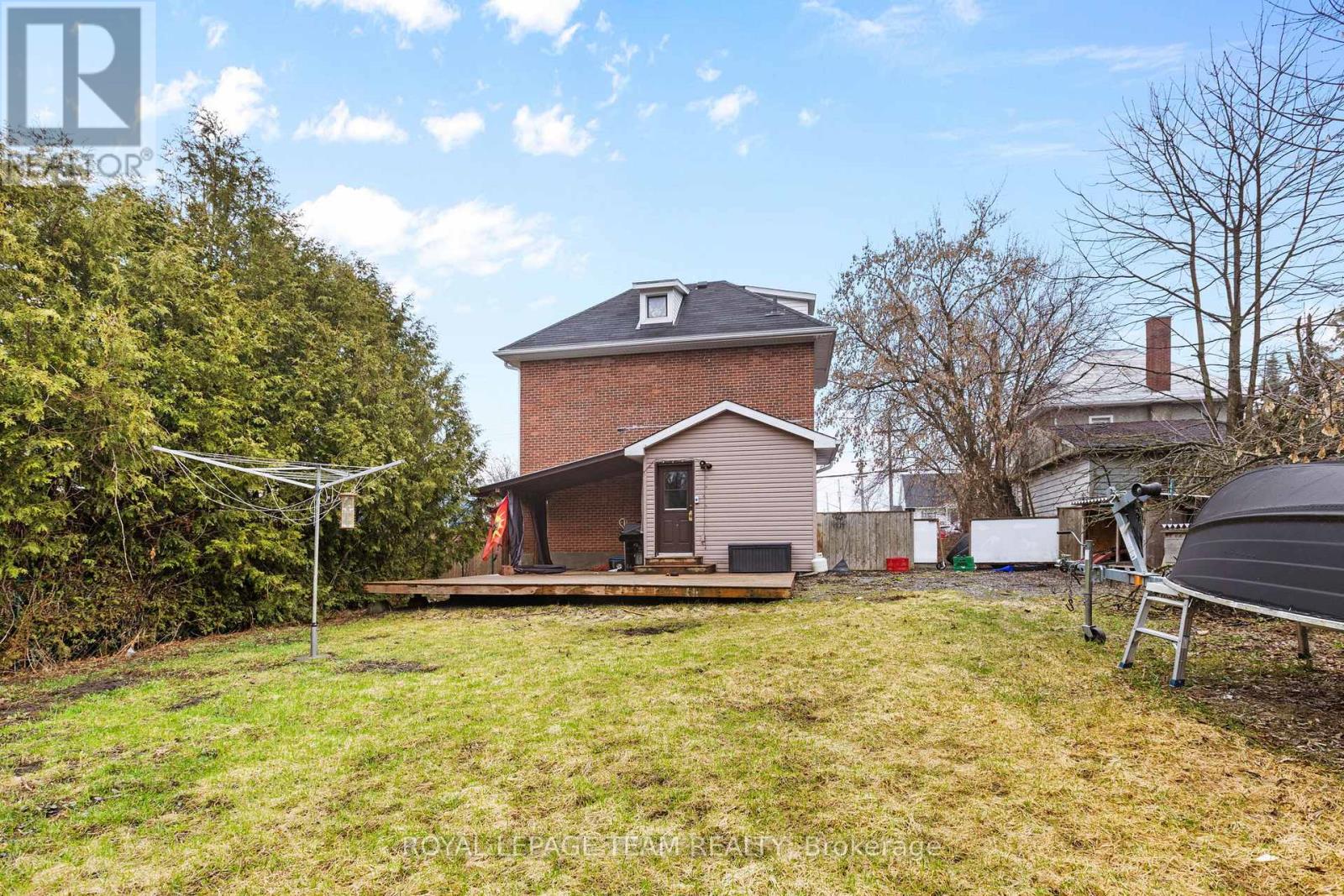 47 DANIEL STREET S - 14