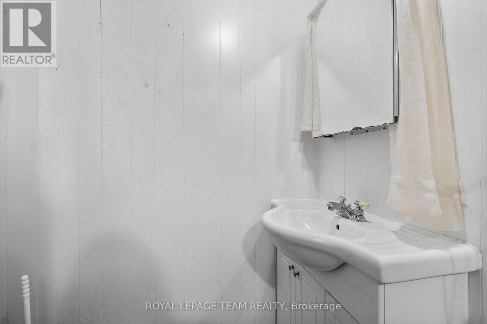 47 DANIEL STREET S - 9