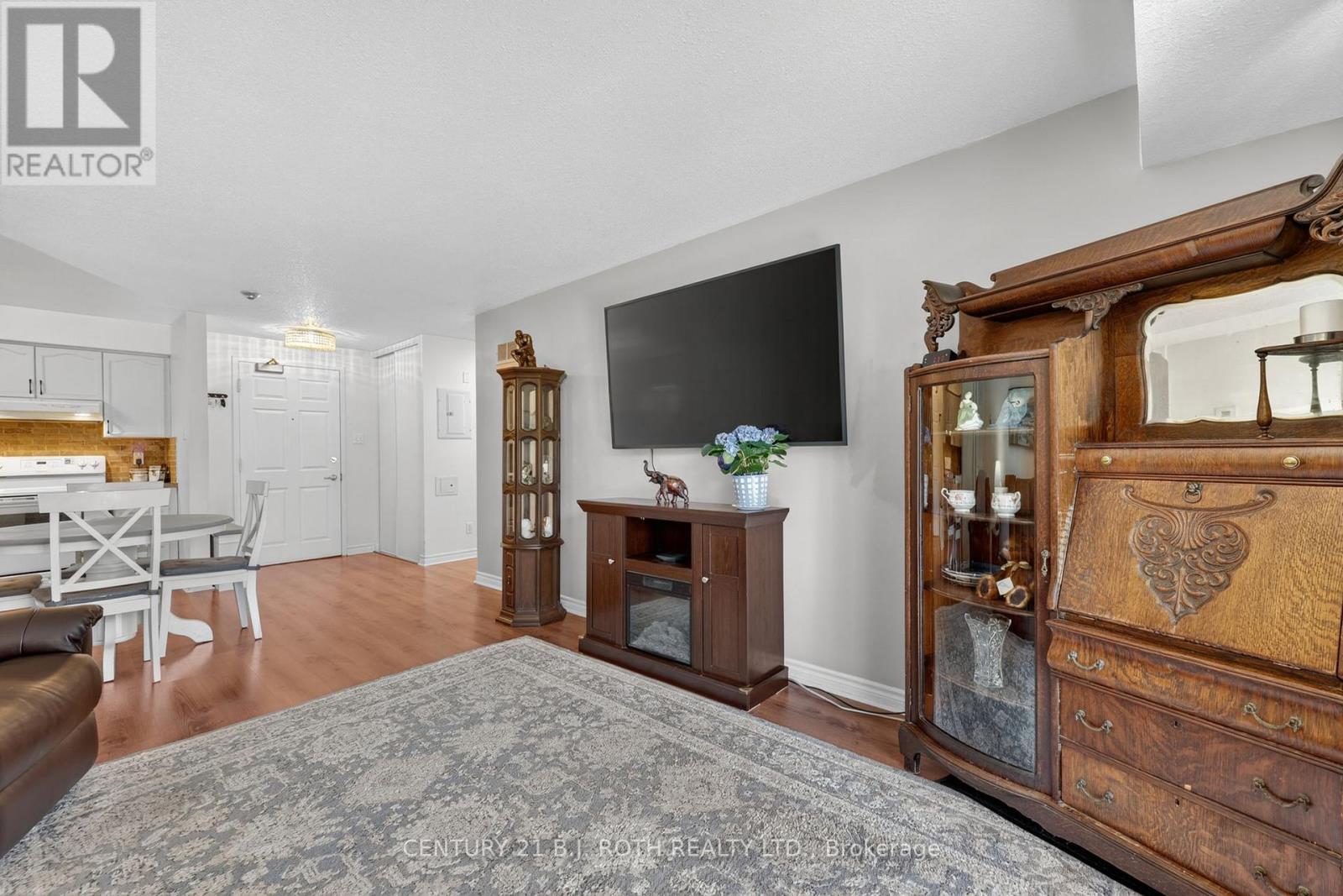 #116 49 JACOBS TERRACE - 21