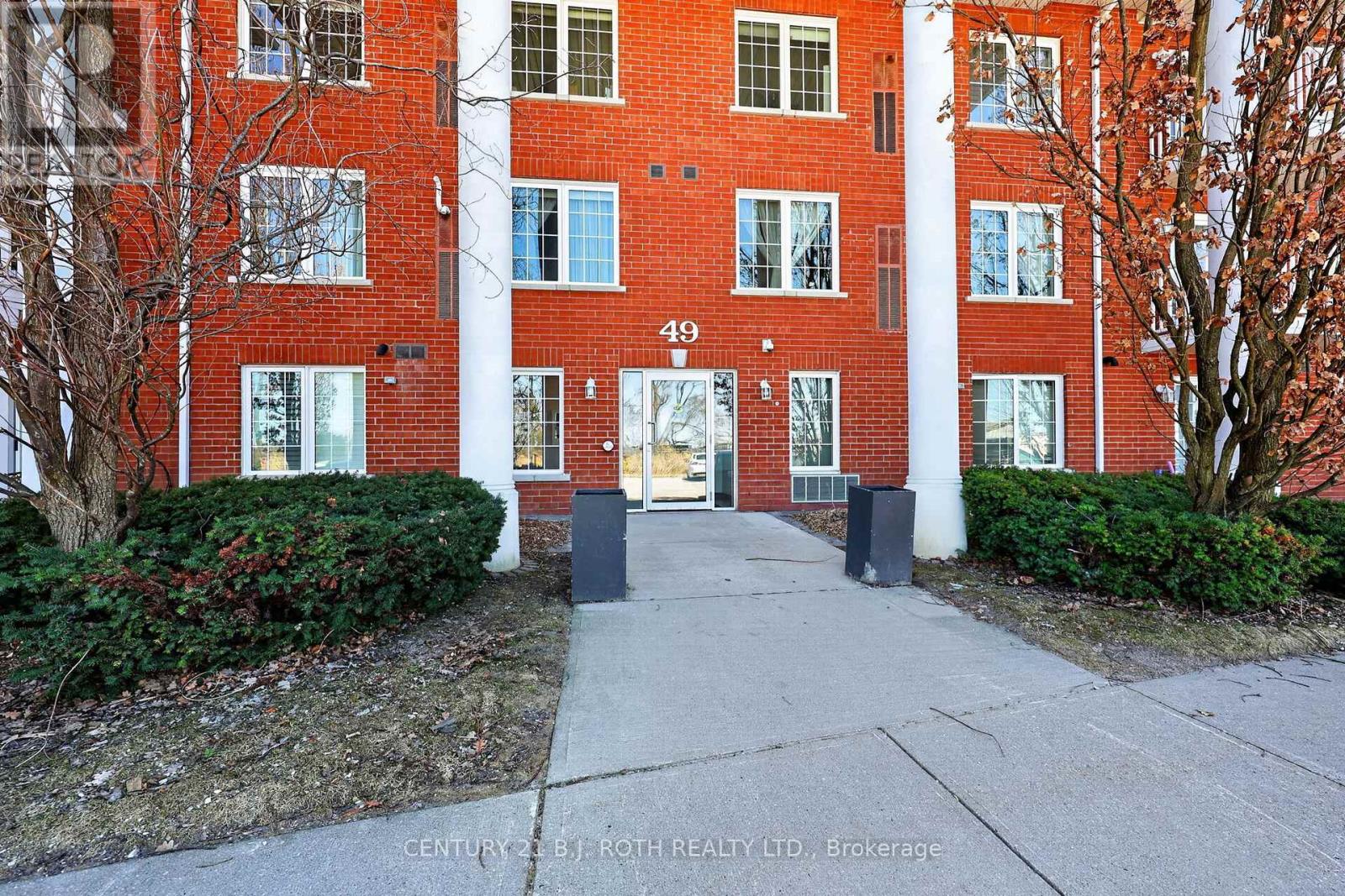 #116 49 JACOBS TERRACE - 4