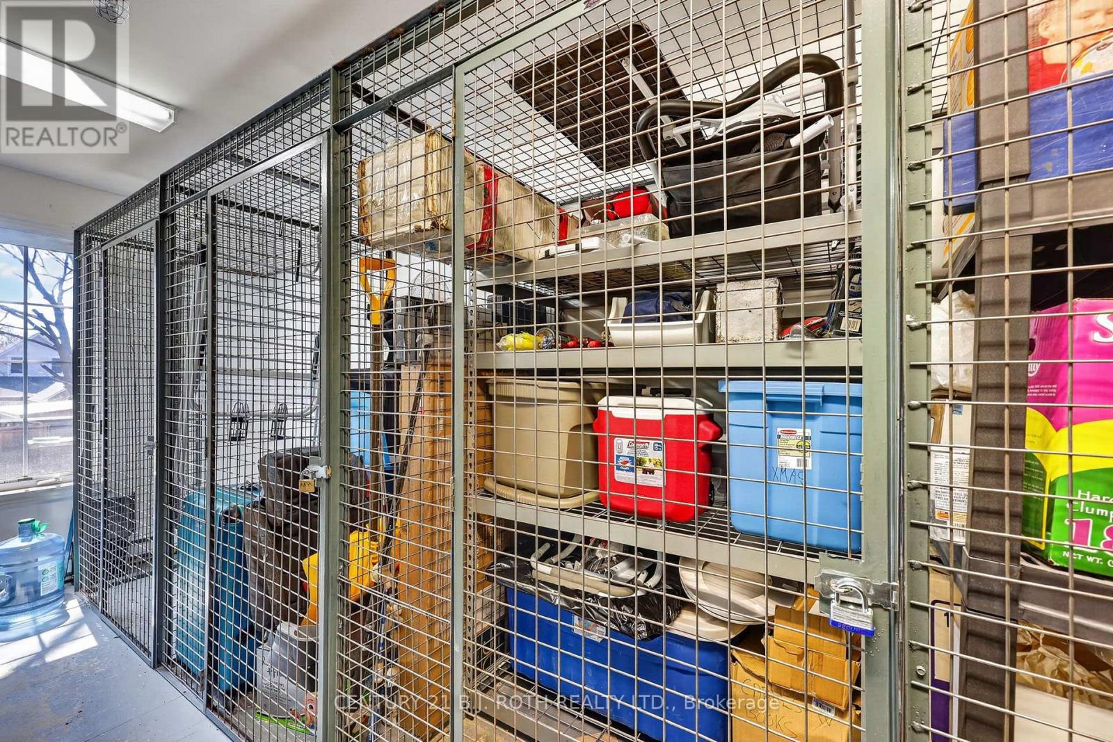#116 49 JACOBS TERRACE - 42