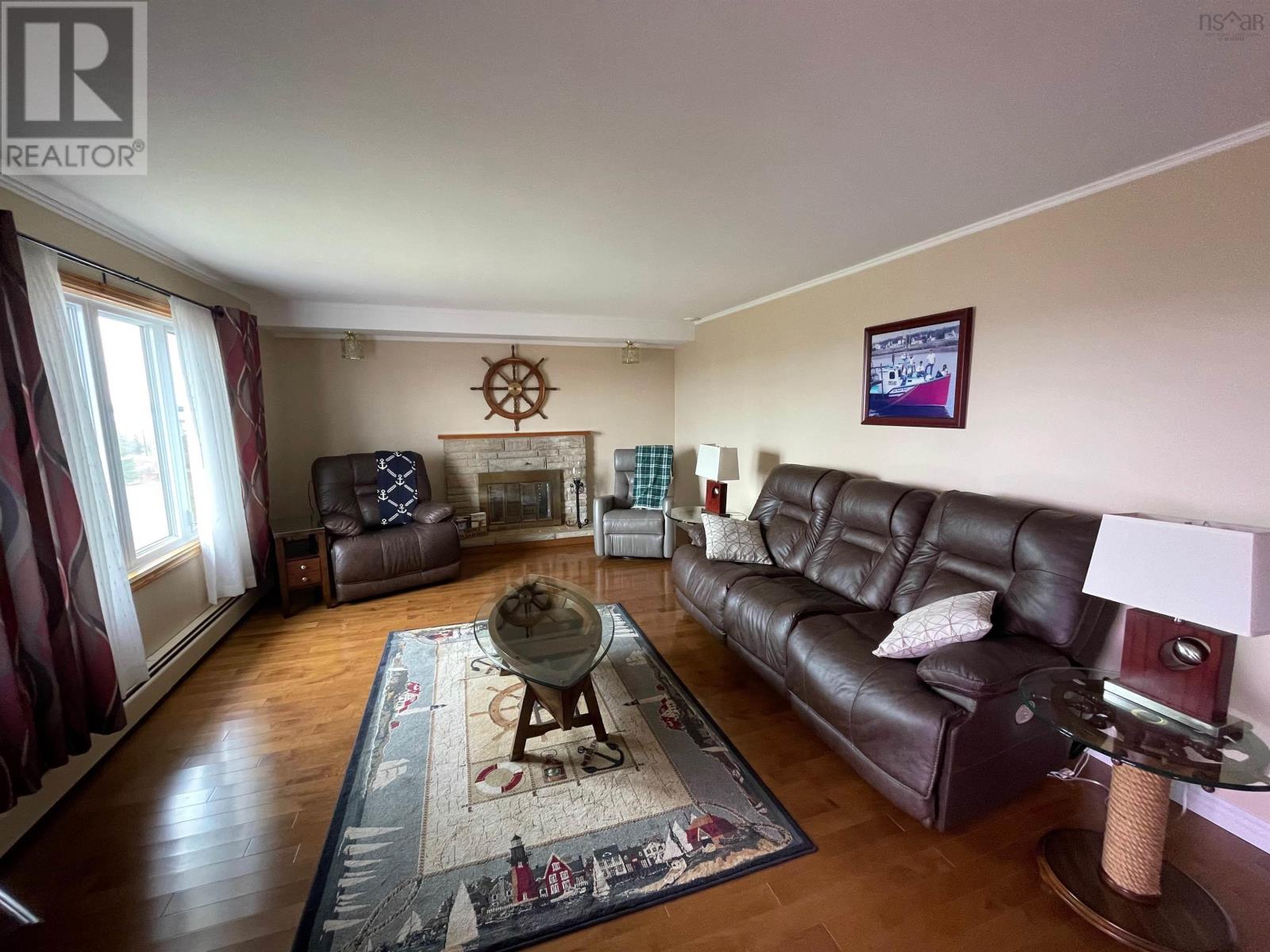 Property 18 of 30 of 2190 Highway 28