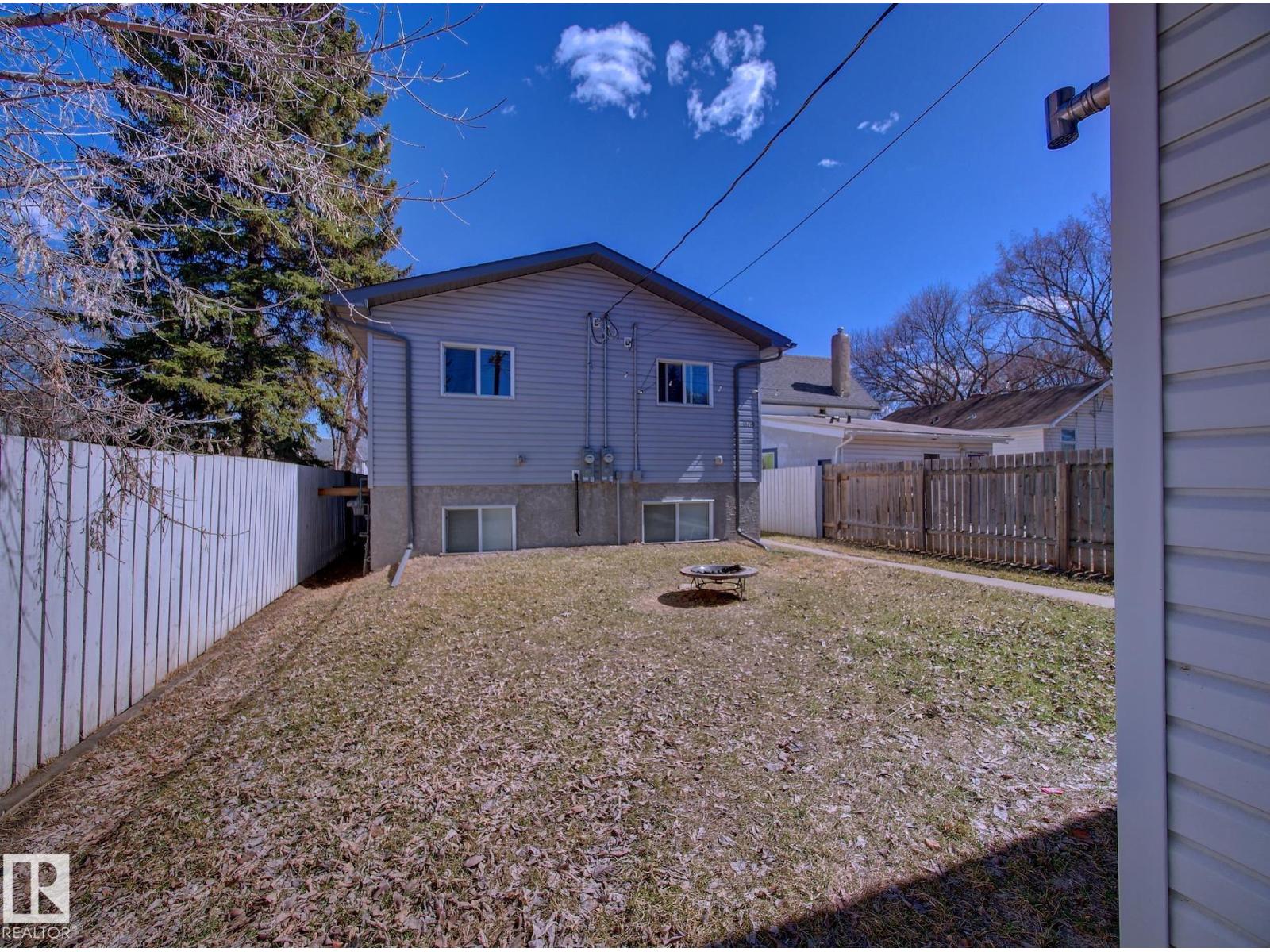 11710 92 ST NW, Edmonton