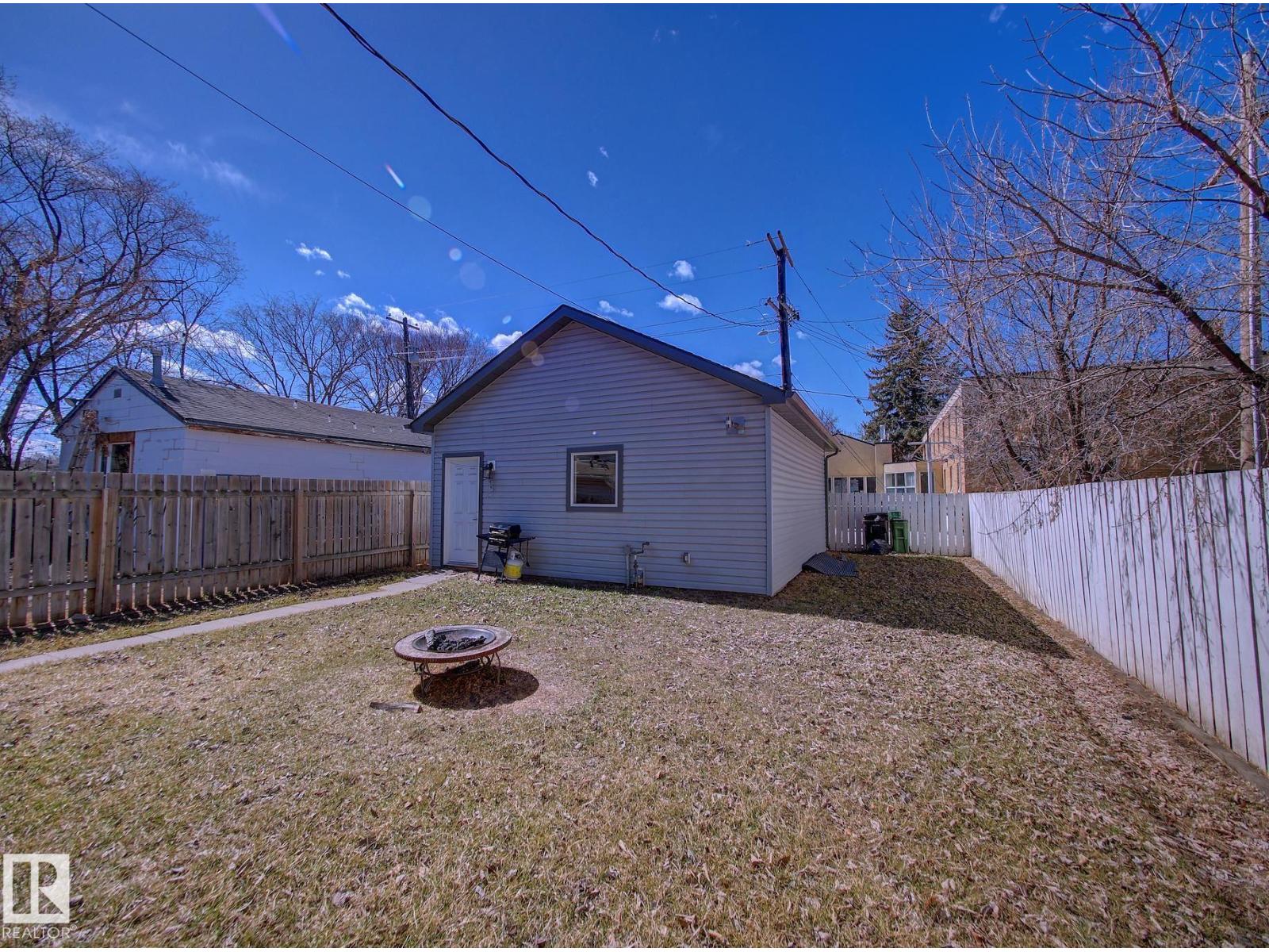 11710 92 ST NW, Edmonton