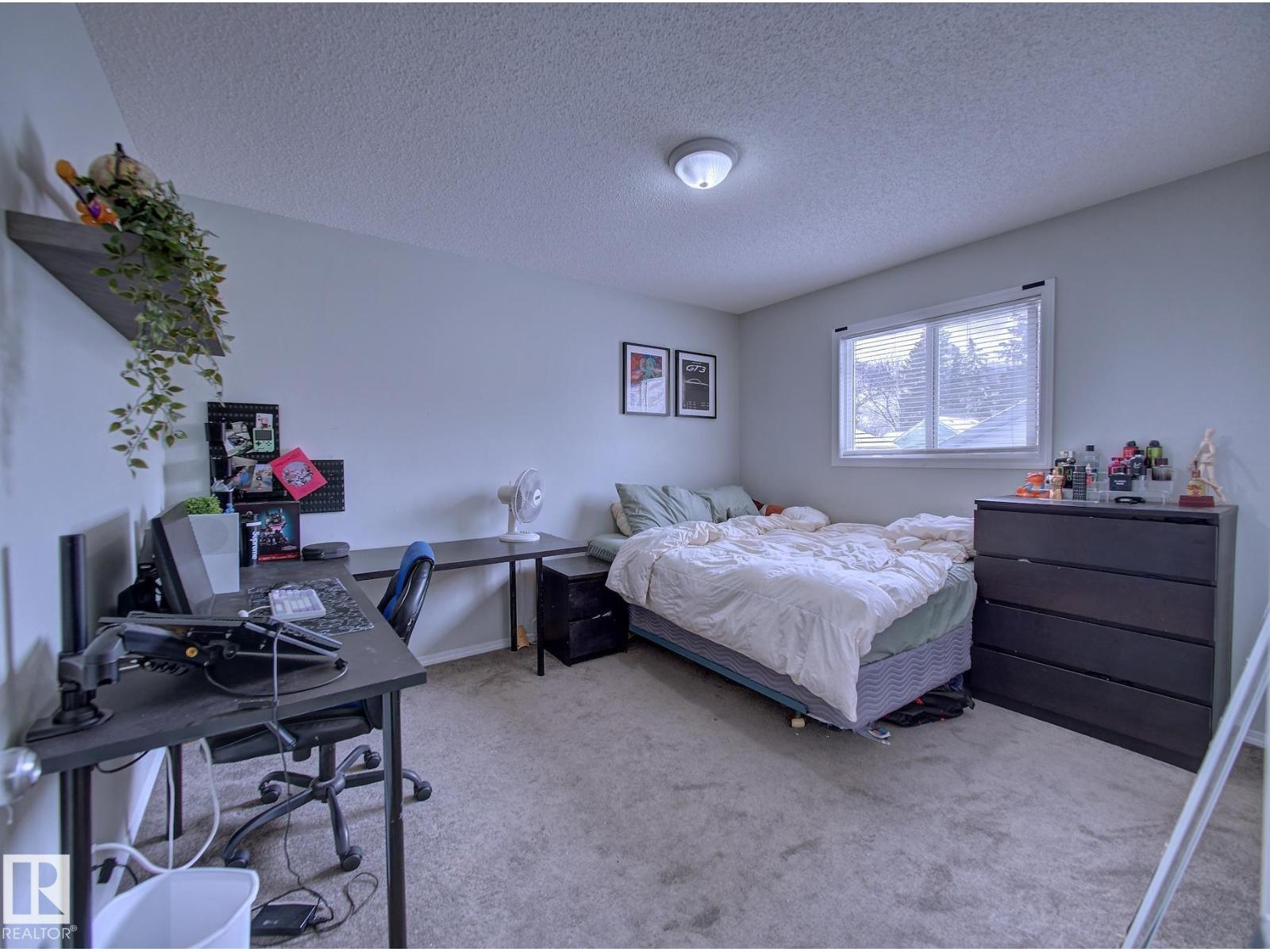 11710 92 ST NW, Edmonton