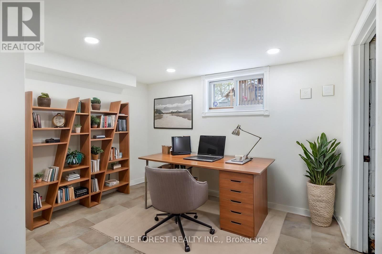 343 EMERY STREET E Property Photo