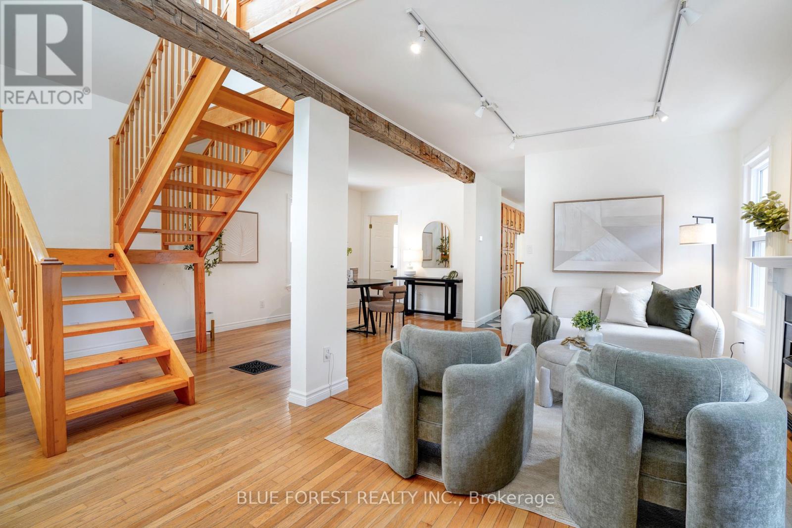 343 EMERY STREET E Property Photo