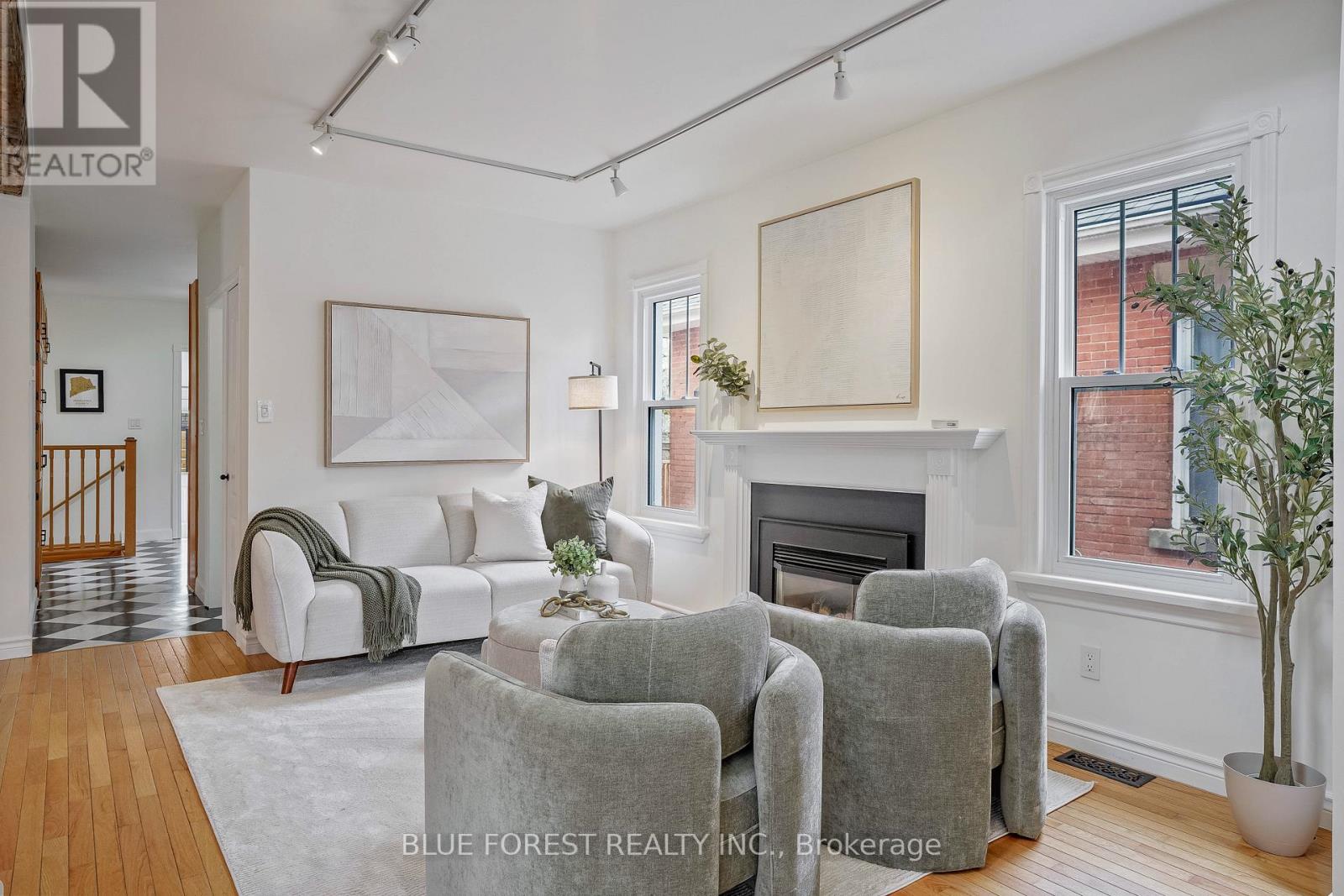 343 EMERY STREET E Property Photo