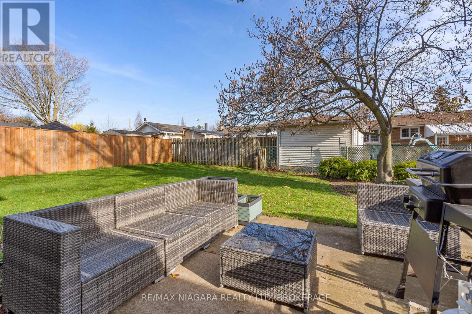 16 CROYDON DRIVE - 26