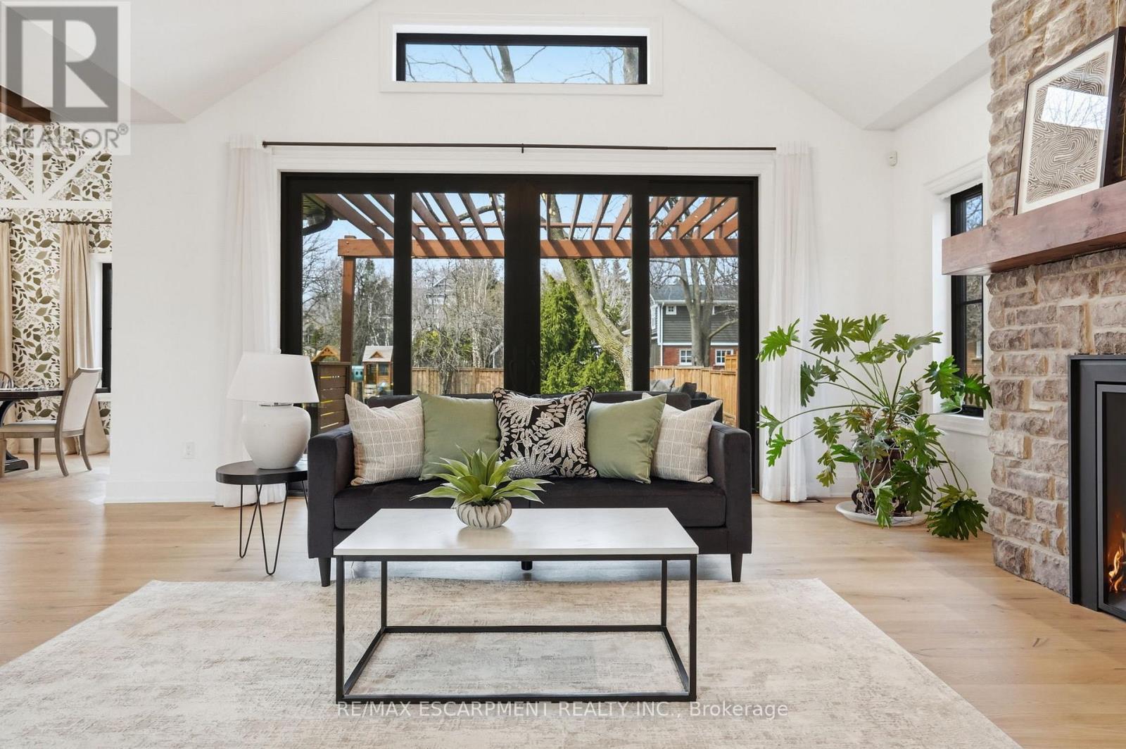 136 ROCKCLIFFE ROAD - 9