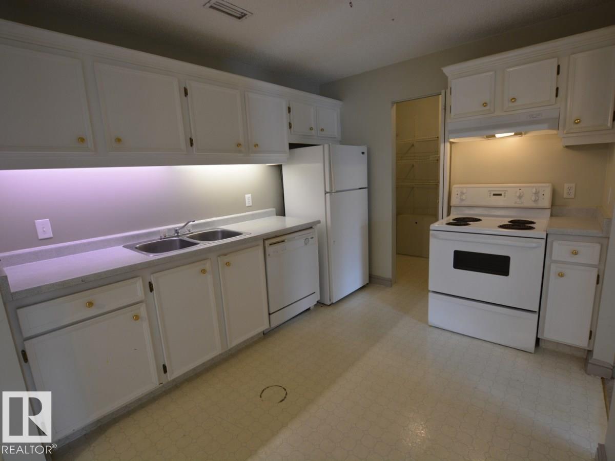 #10 2703 79 ST NW, Edmonton