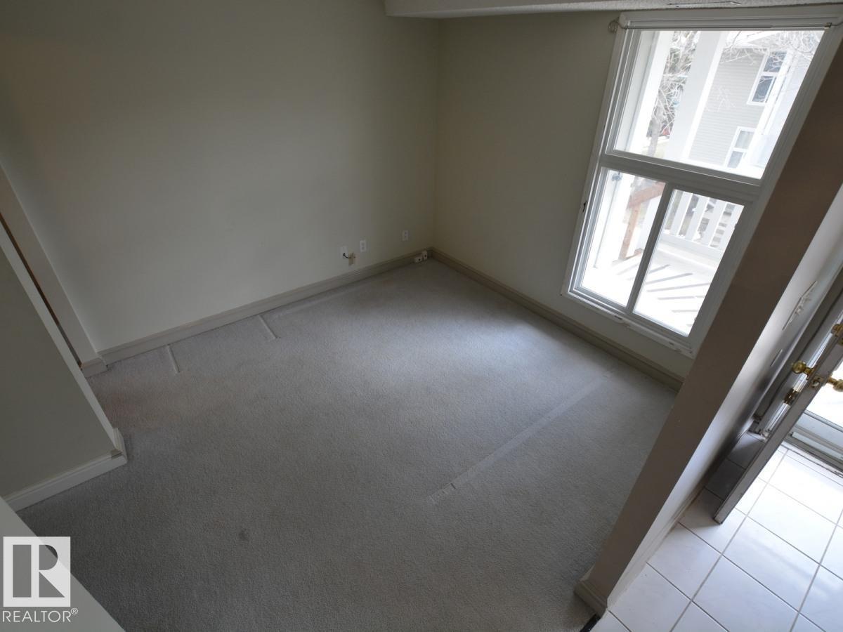 #10 2703 79 ST NW, Edmonton