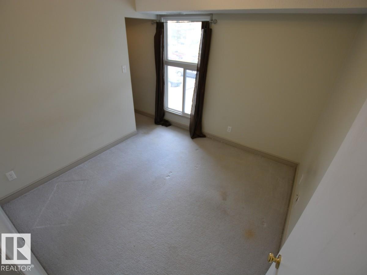 #10 2703 79 ST NW, Edmonton