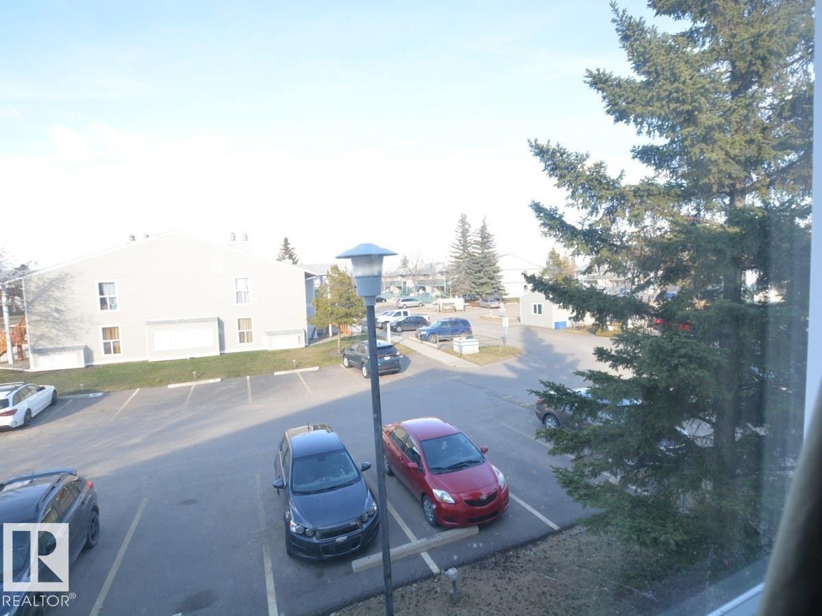 #10 2703 79 ST NW, Edmonton