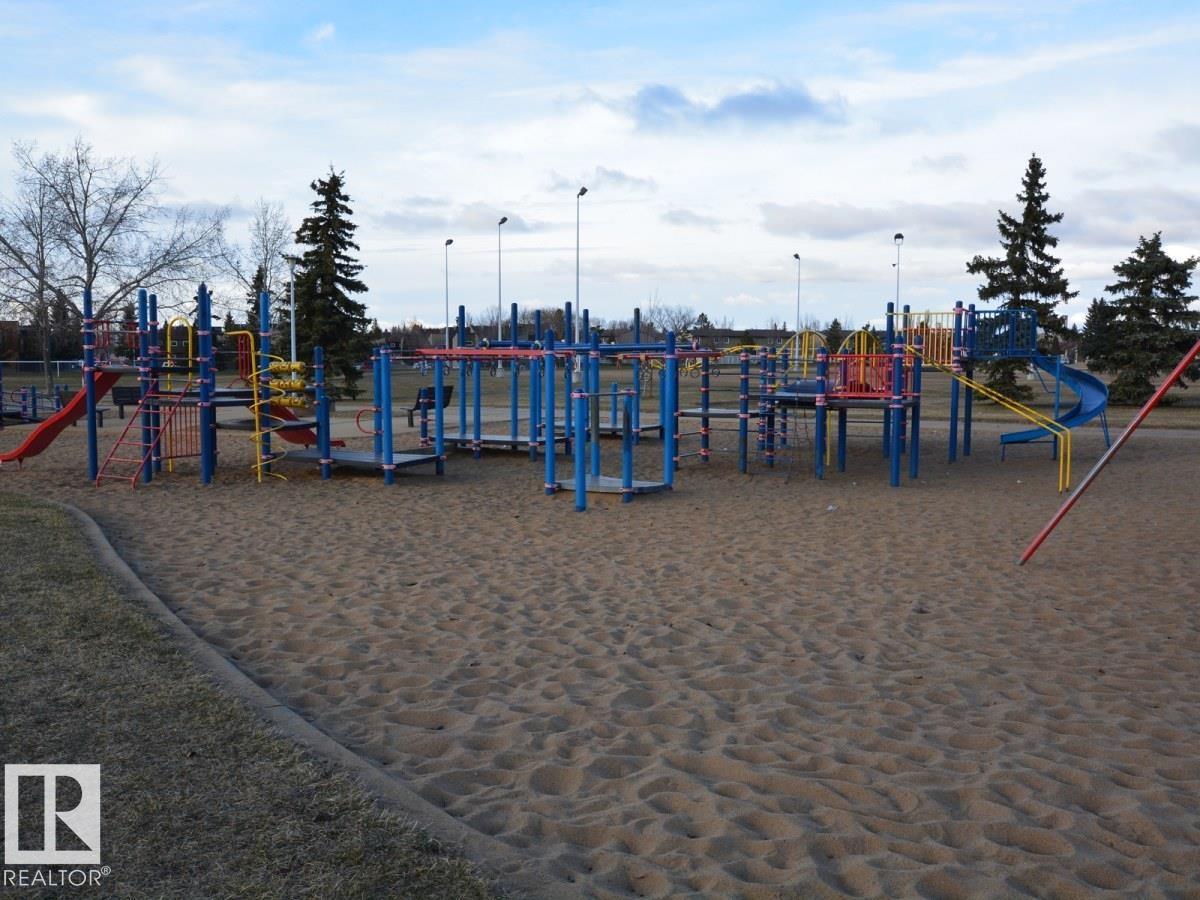 #10 2703 79 ST NW, Edmonton