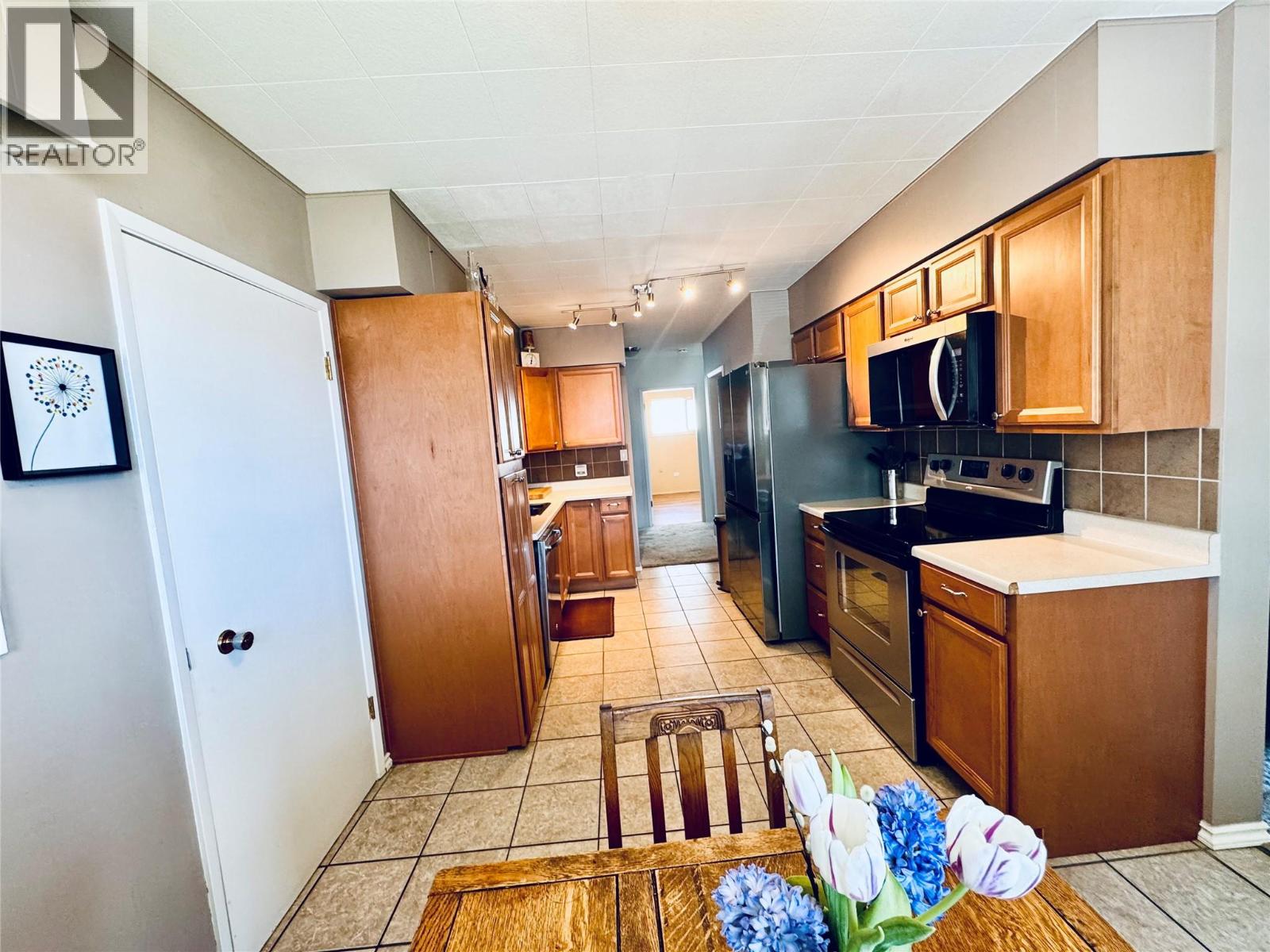7027 18th Street - 26