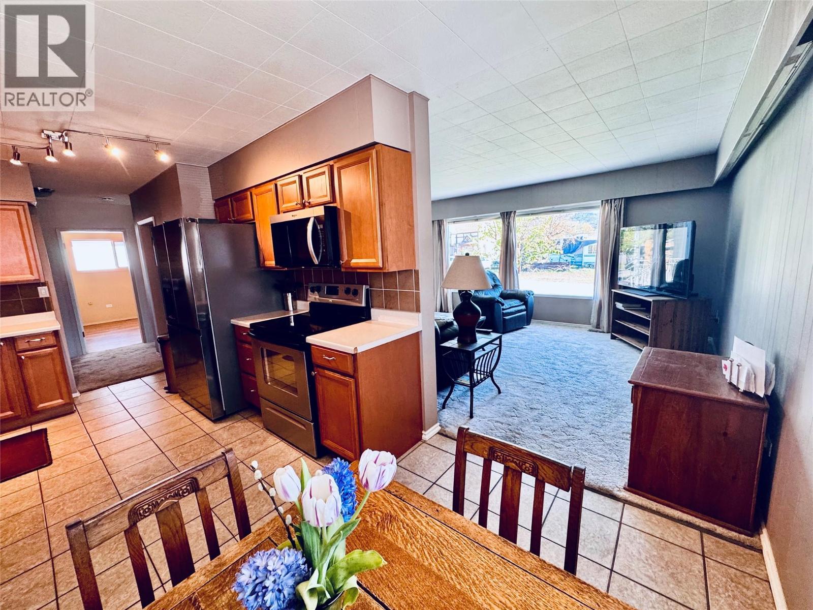 7027 18th Street - 27